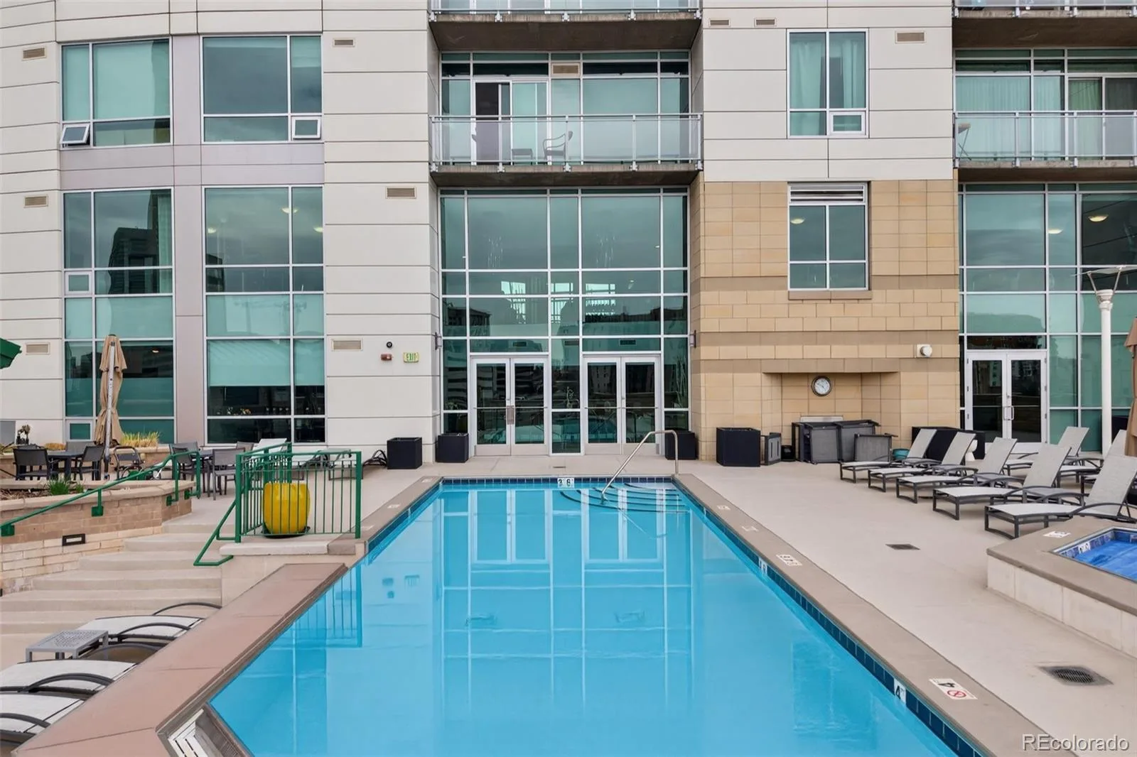 2001 Lincoln Street #2024 Denver CO 80202 | MLS #REC5881624 08192026184345 1600 39