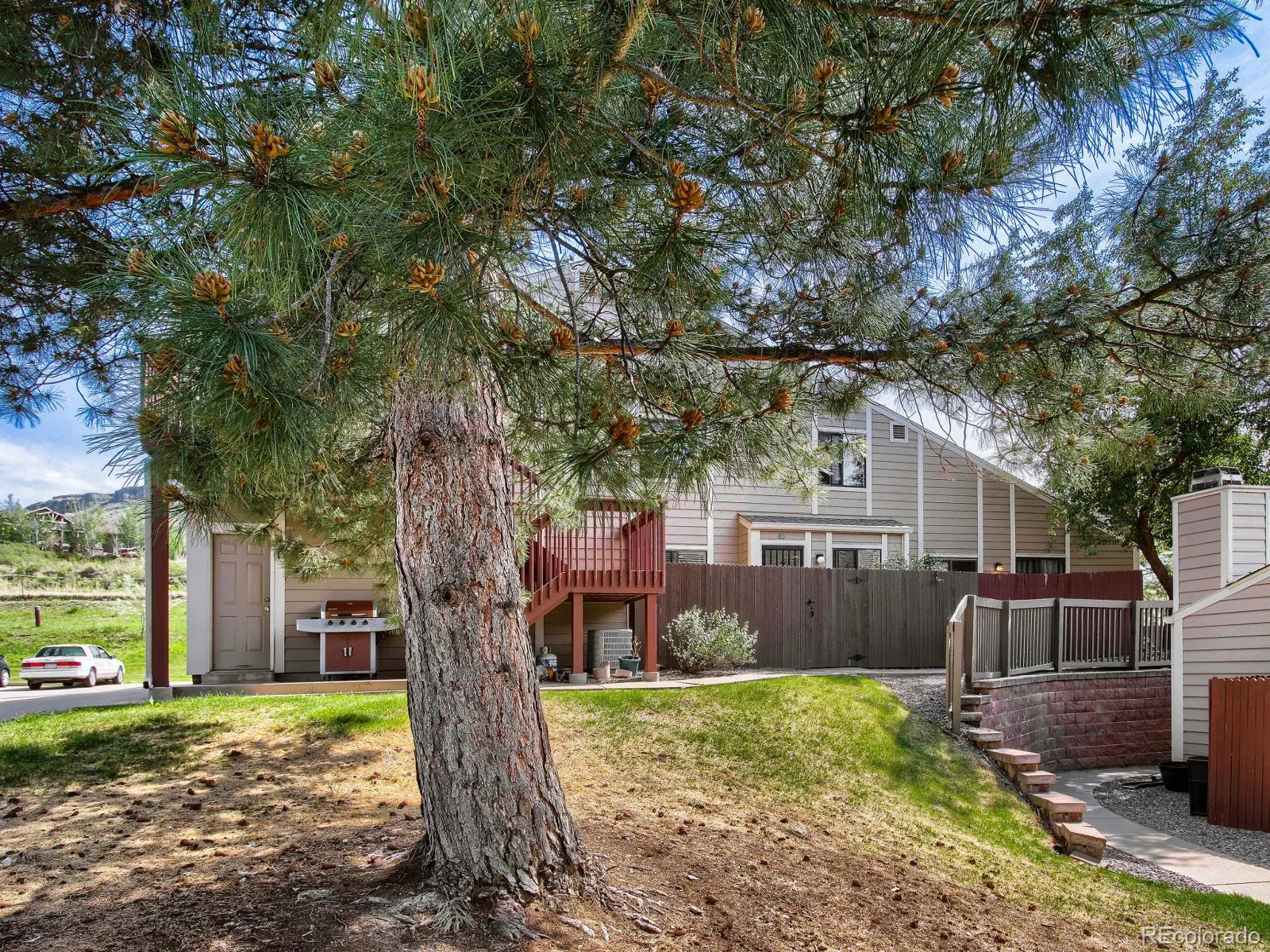 18328 W 58th Place #83 Golden CO 80403 | MLS #REC5881923 05302026003735 1600 27