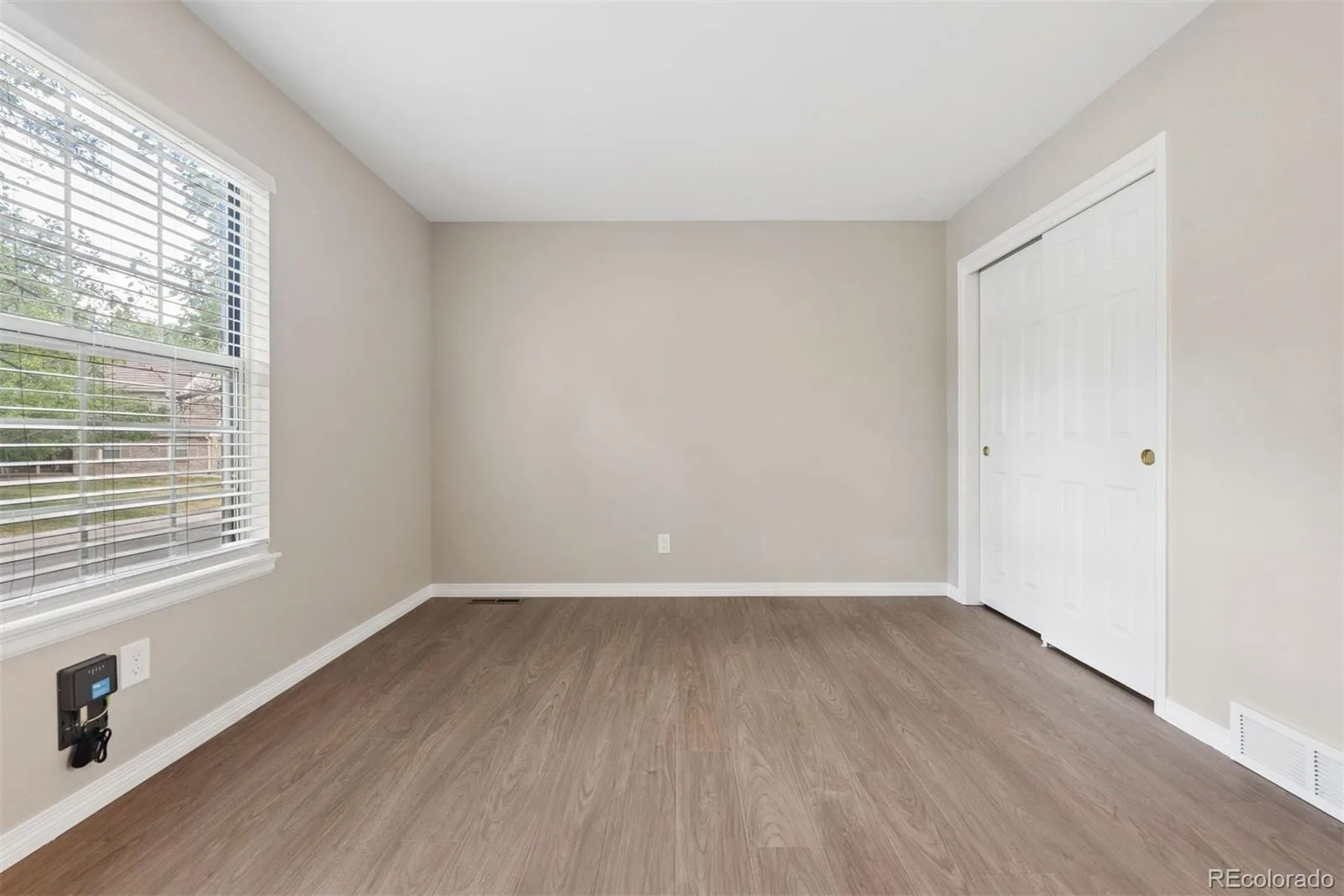 6043 E Briarwood Drive Englewood CO 80112 | MLS #REC5882419 08142026144807 1600 13