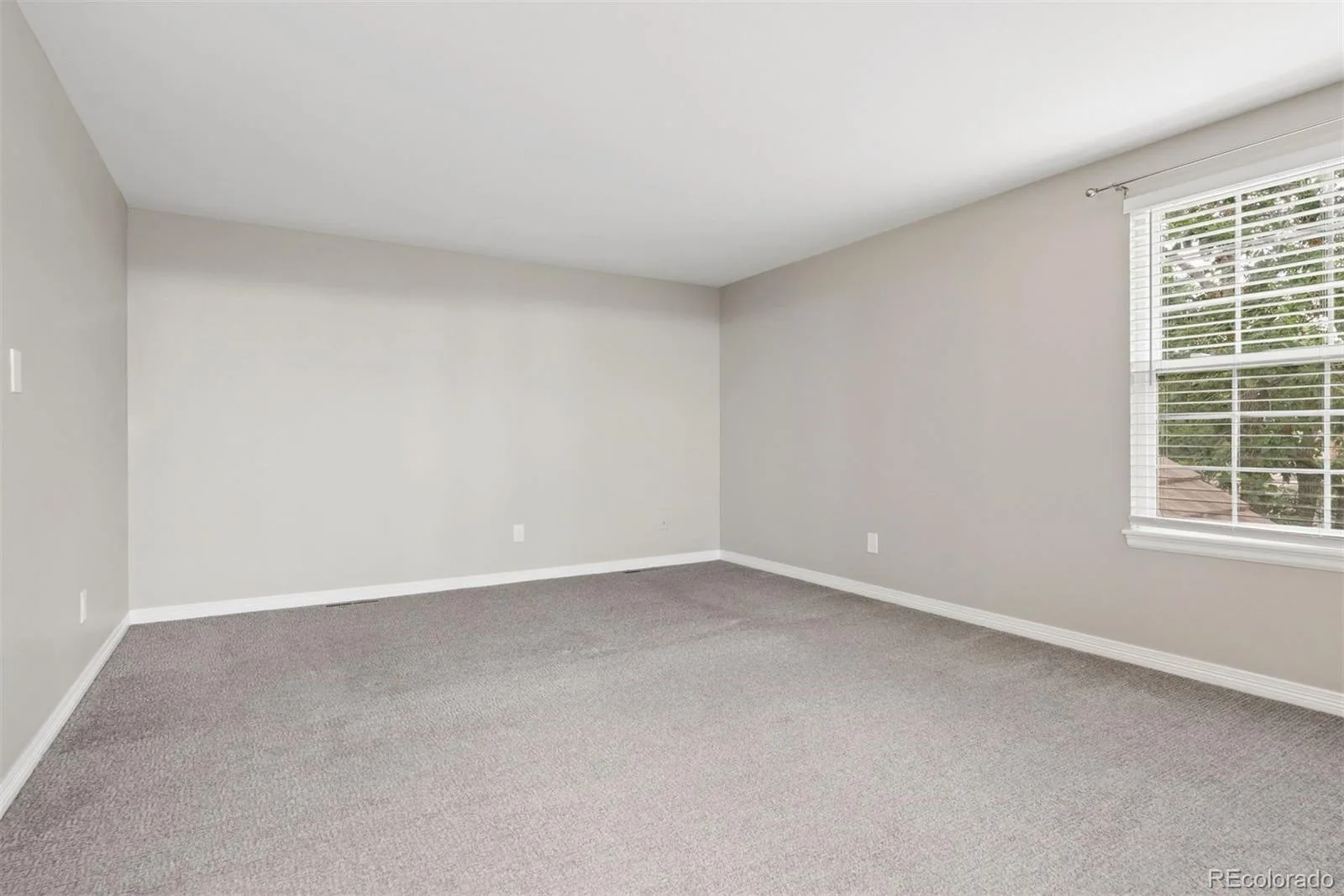 6043 E Briarwood Drive Englewood CO 80112 | MLS #REC5882419 08142026144807 1600 18