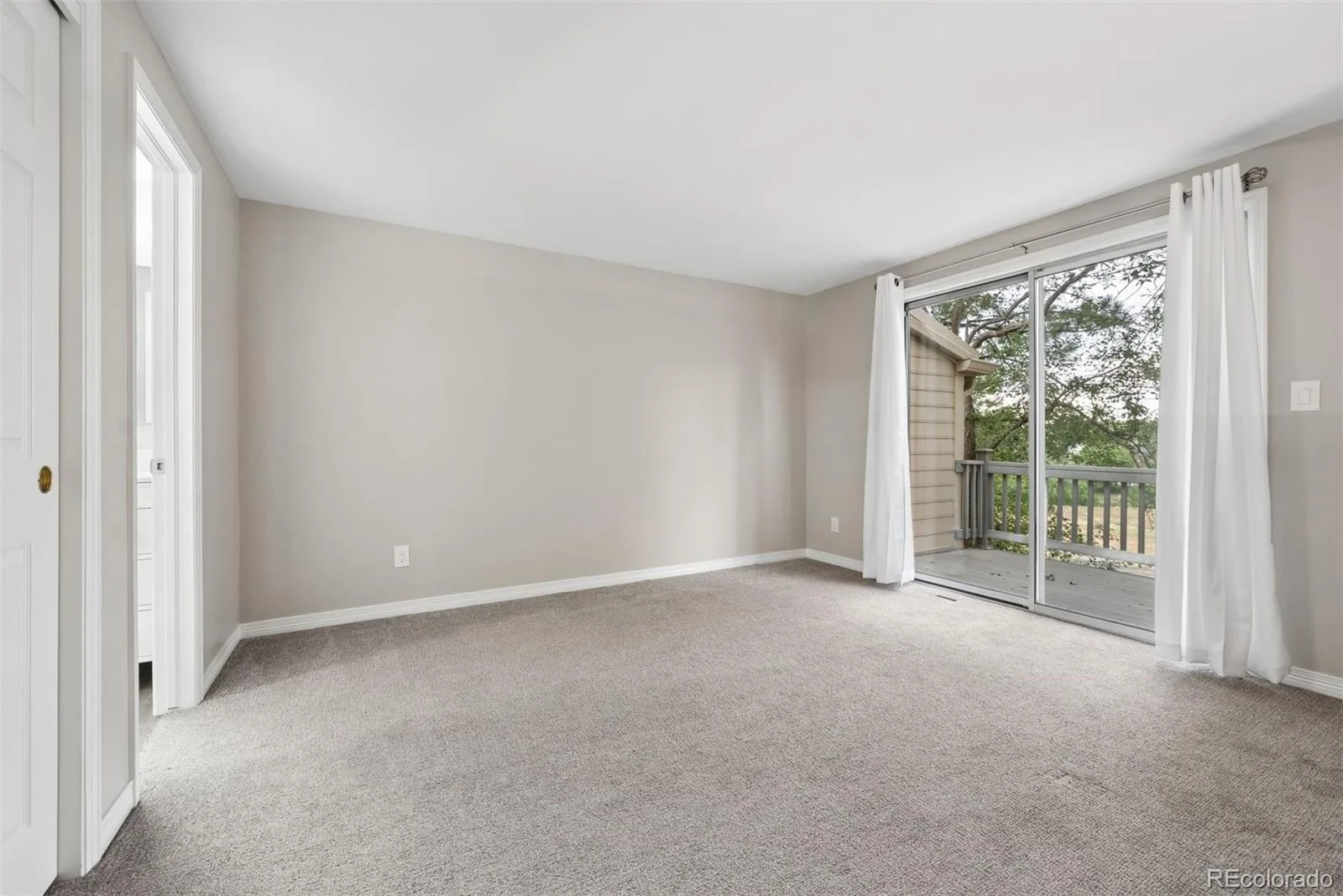 6043 E Briarwood Drive Englewood CO 80112 | MLS #REC5882419 08142026144807 1600 22