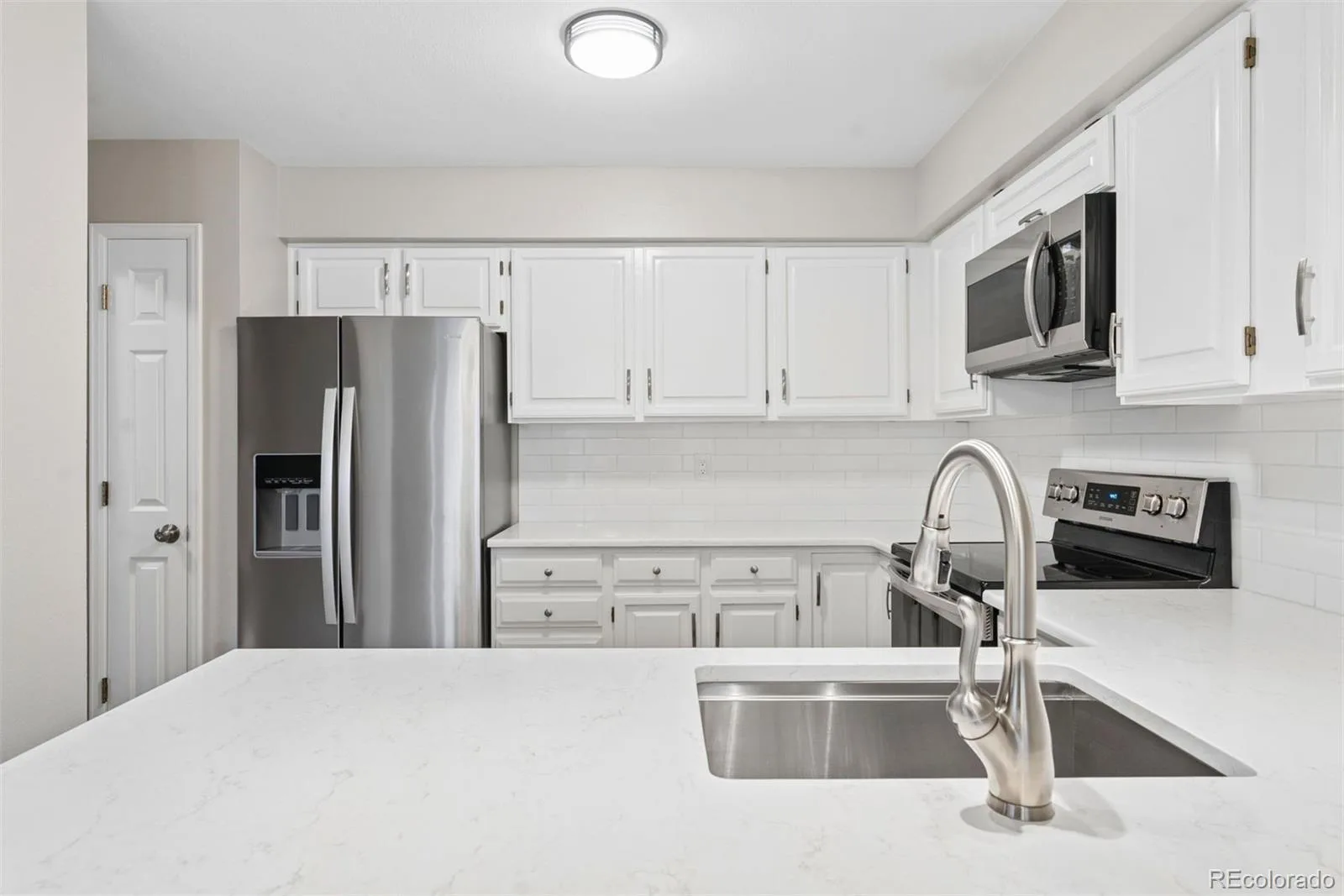 6043 E Briarwood Drive Englewood CO 80112 | MLS #REC5882419 08142026144807 1600 8