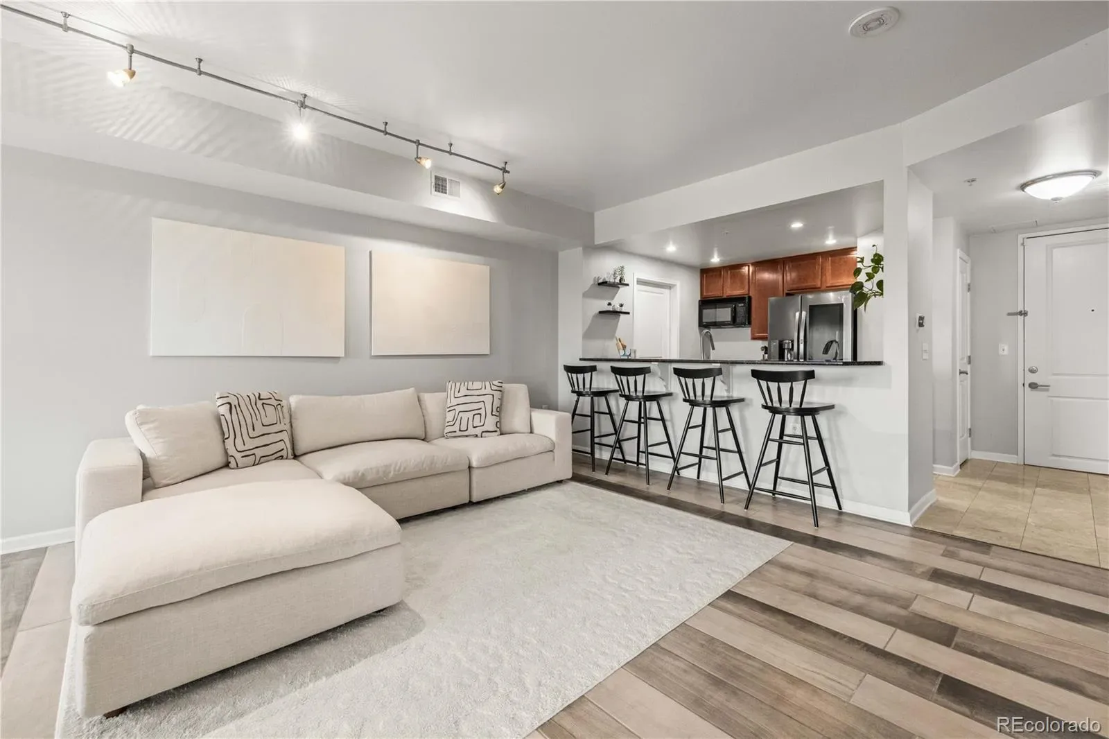 03302026234221 1600 1