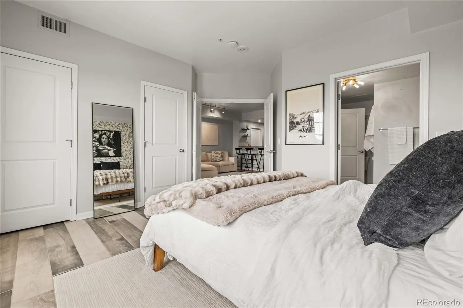 03302026234221 1600 14