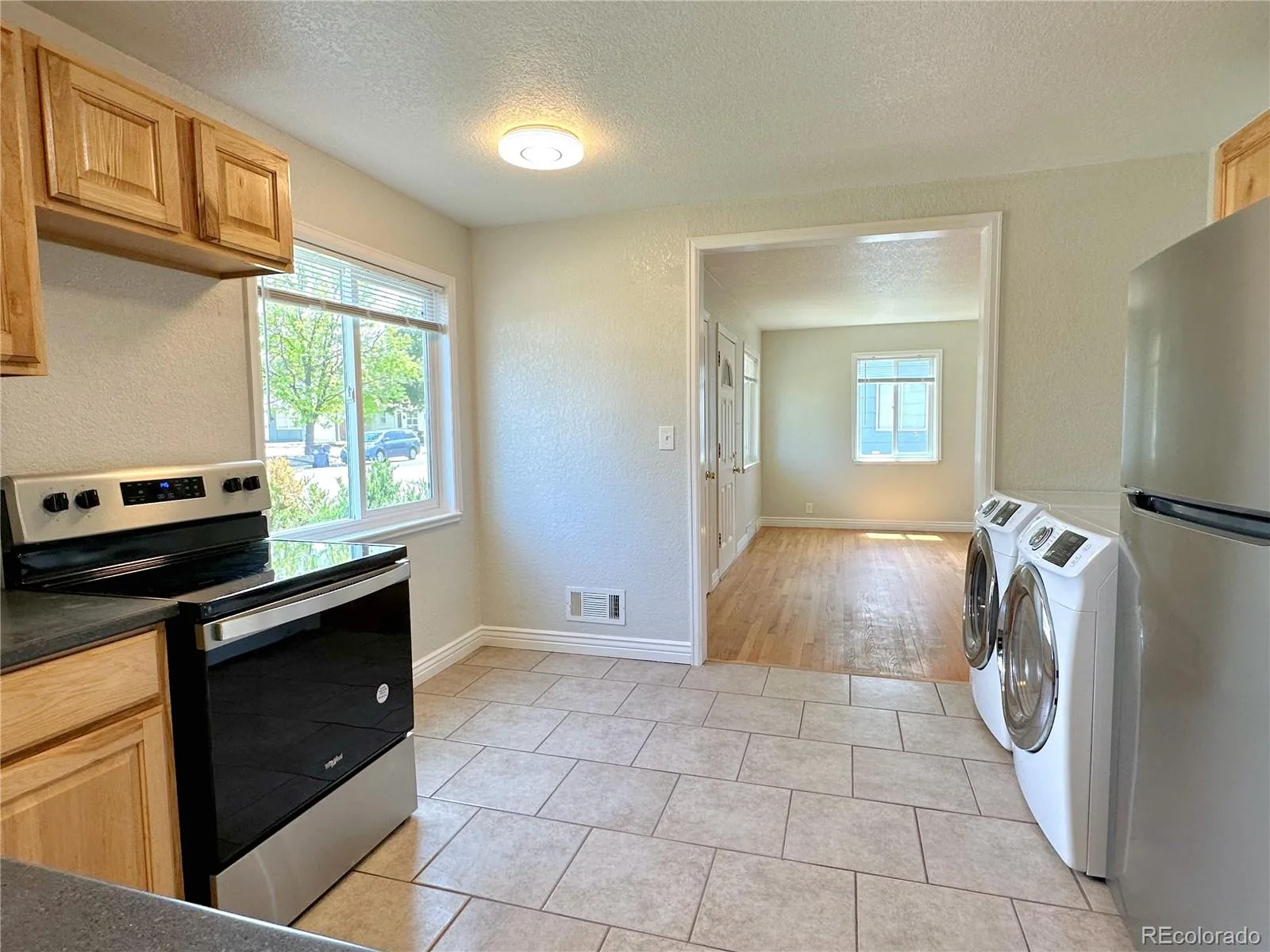 891 Lansing Street Aurora CO 80010 | MLS #REC5883420 08022026053135 1600 4