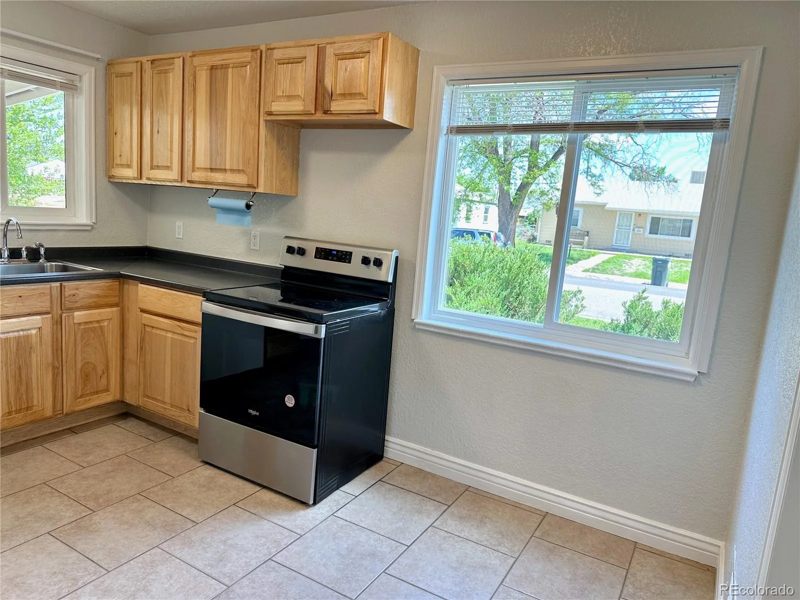 891 Lansing Street Aurora CO 80010 | MLS #REC5883420 08022026053135 1600 7