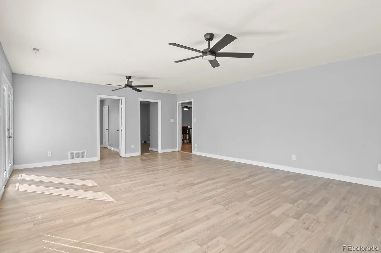 940 Vaughn Street Aurora CO 80011 MLS #REC5883441 05242026093133 1600 12