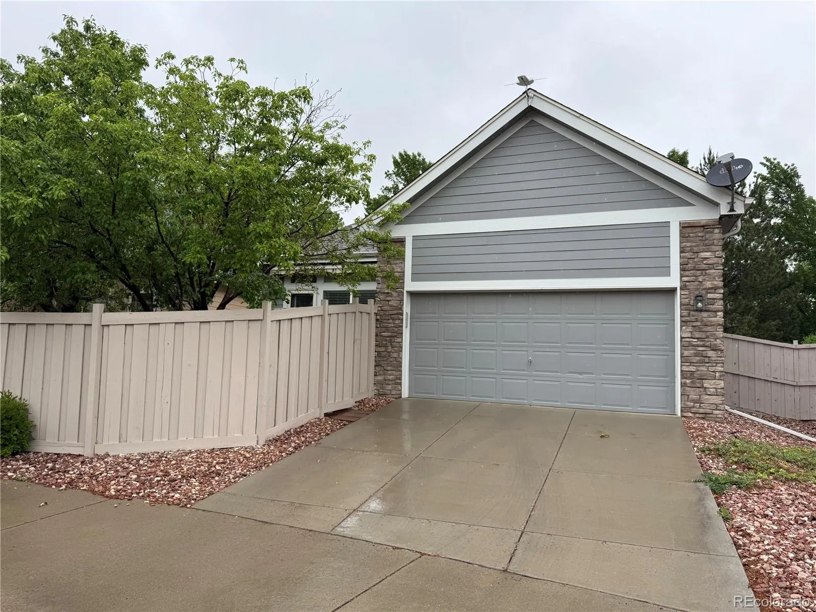1677 Metropolitan Drive Longmont CO 80504 MLS #REC5884188 05202026001040 1600 28