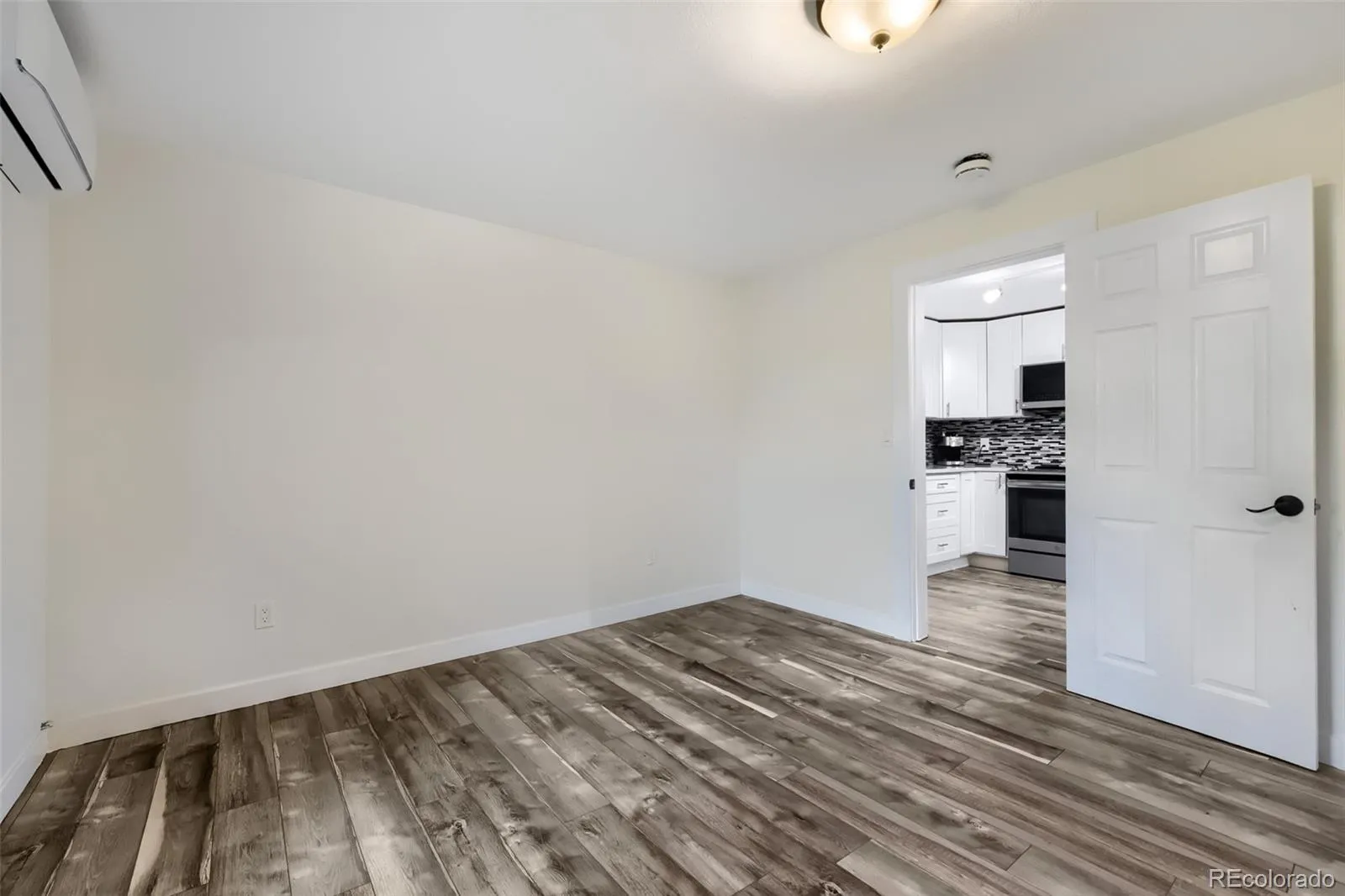 3255 S Corona Street Englewood CO 80113 MLS #REC5888636 05132026210024 1600 23