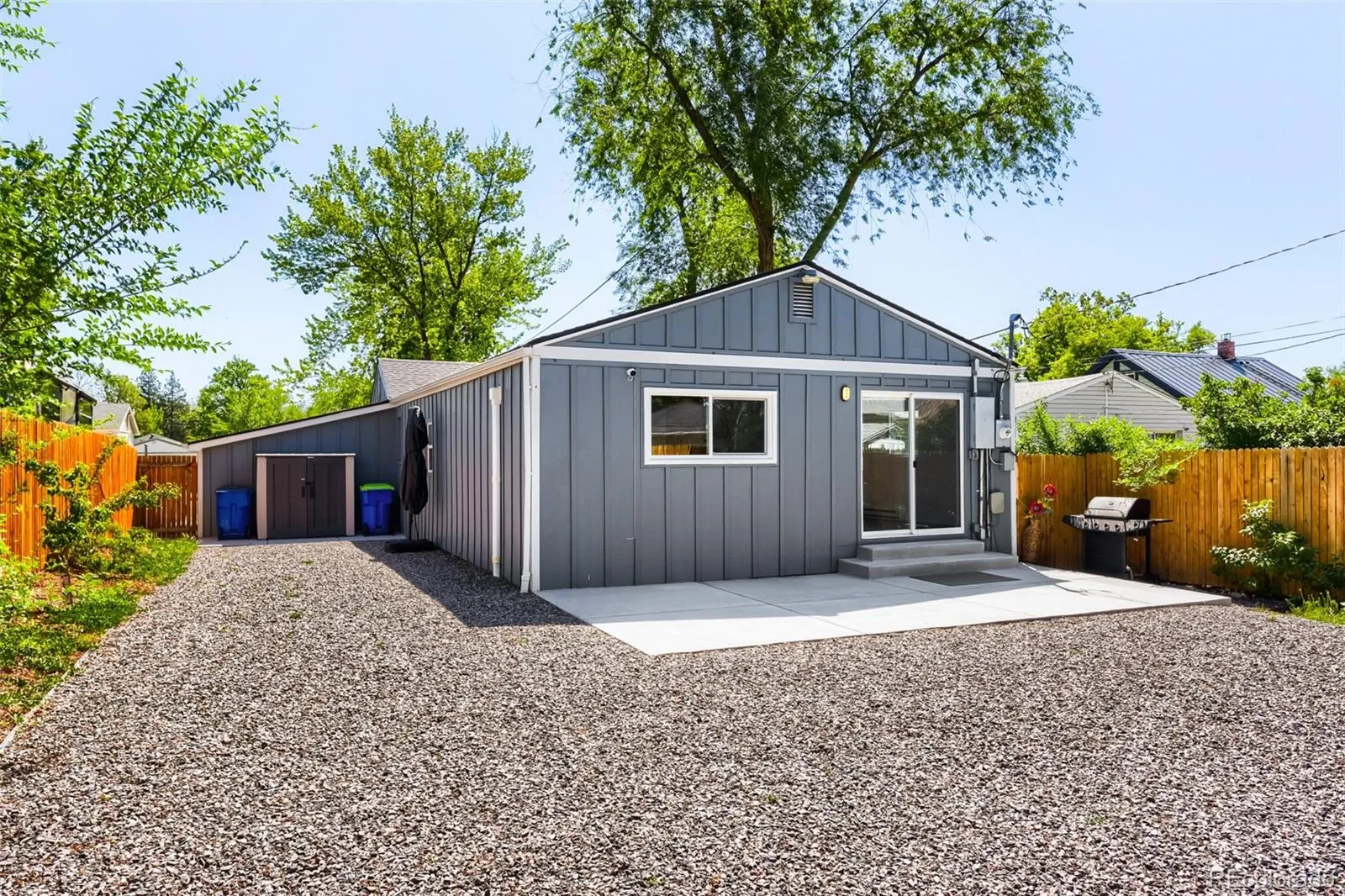 3255 S Corona Street Englewood CO 80113 MLS #REC5888636 05132026210024 1600 25