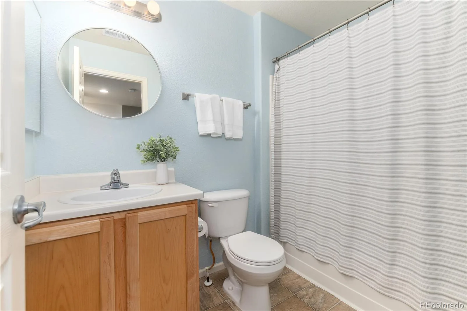 12835 Mayfair Way #D Englewood CO 80112 | MLS #REC5888896 08252026222001 1600 30