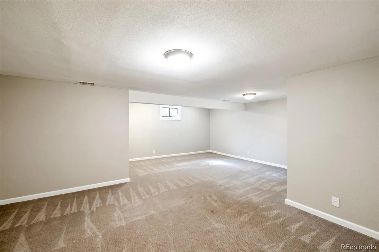 6114 S Fairfield Street Littleton CO 80120 | MLS #REC5893606 08202026044557 1600 23