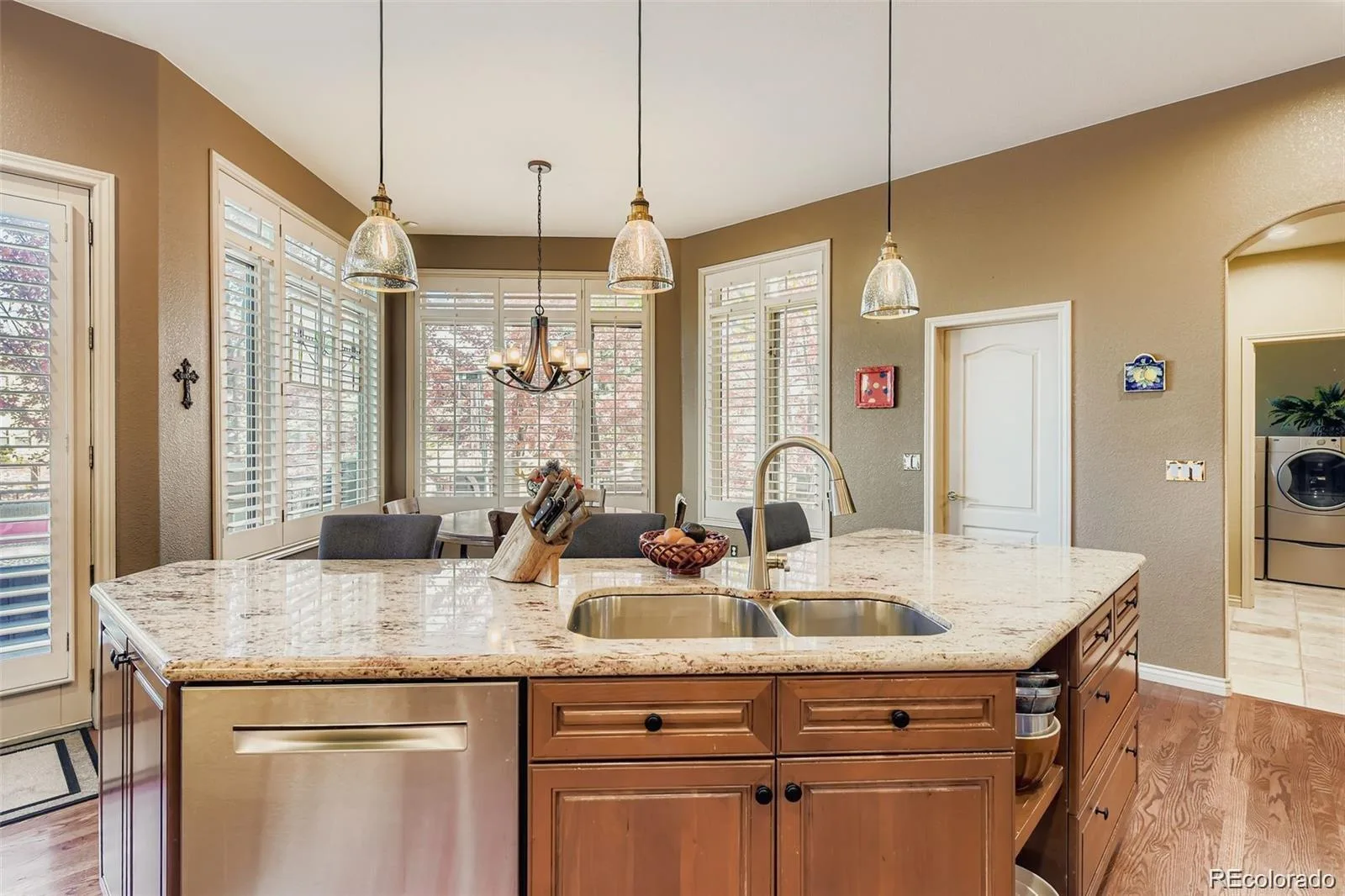 9410 S Silent Hills Drive Lone Tree CO 80124 | MLS #REC5893913 08072026215702 1600 18