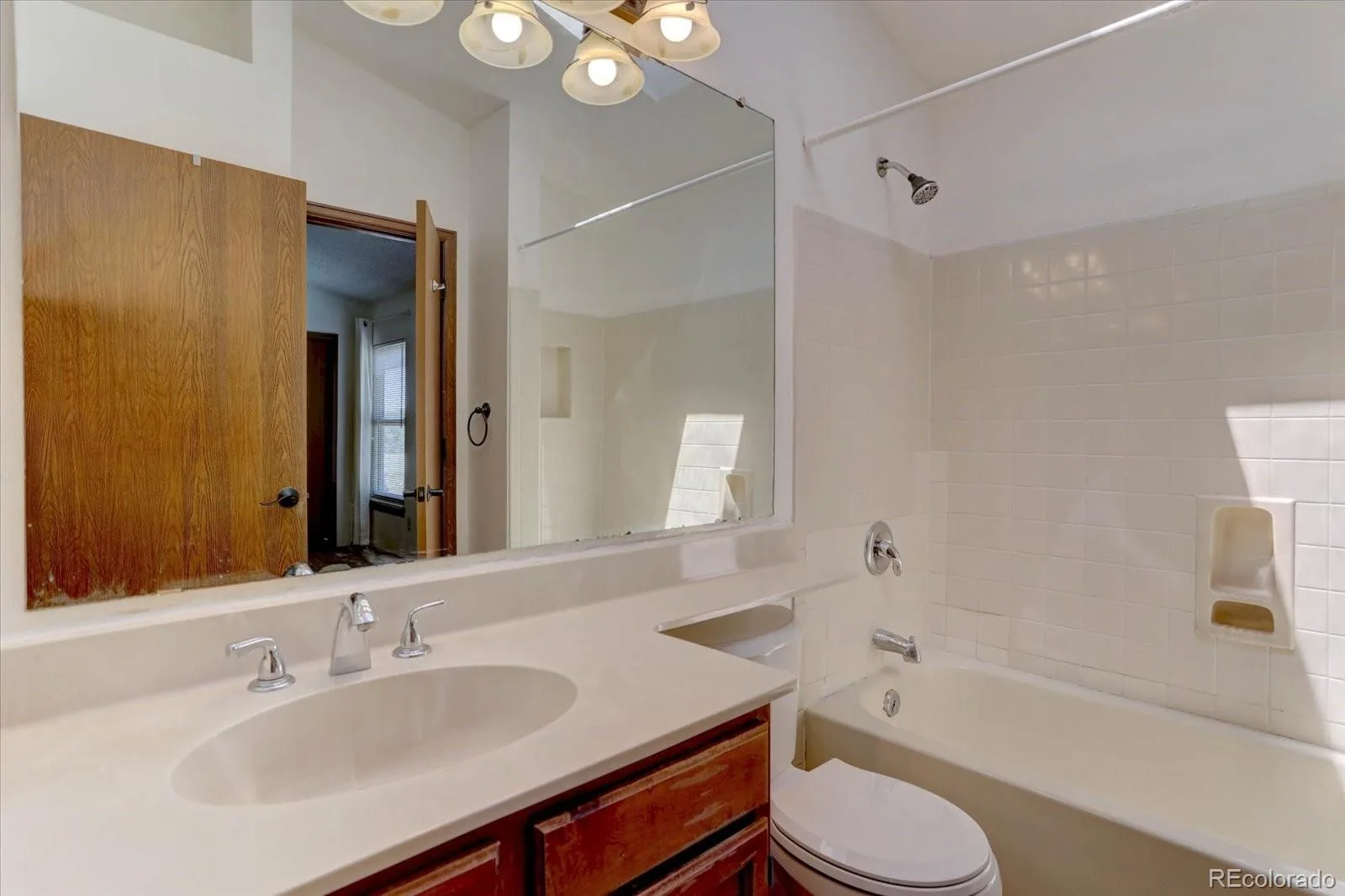 16775 Blue Mist Circle Parker CO 80134 | MLS #REC5894577 08202026215330 1600 14