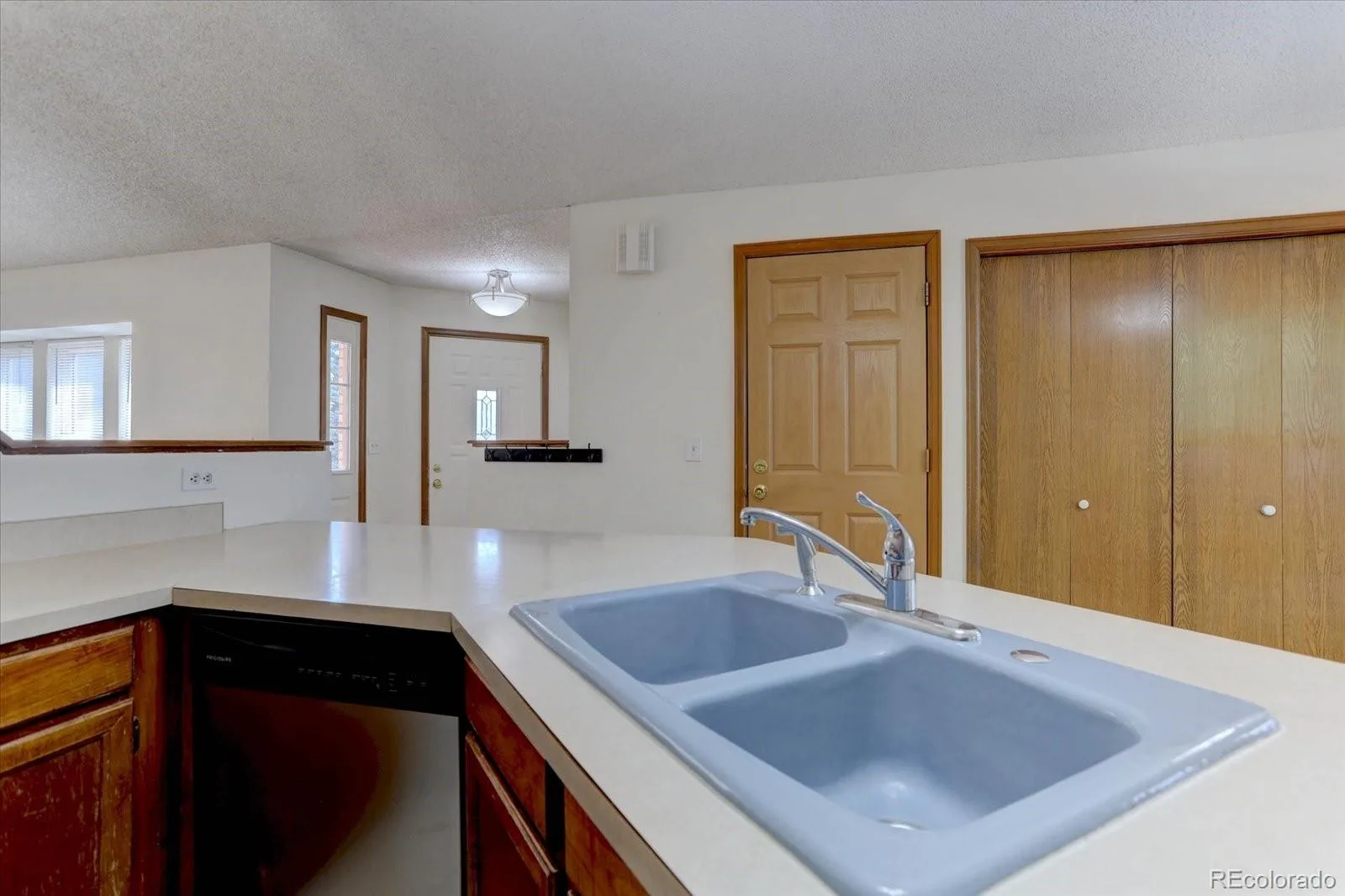 16775 Blue Mist Circle Parker CO 80134 | MLS #REC5894577 08202026215330 1600 5