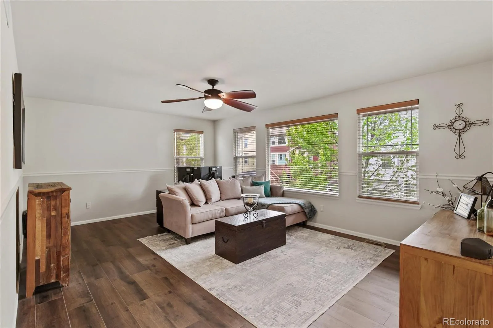 21074 E Hampden Place Aurora CO 80013 MLS #REC5896733 04282026232025 1600 17