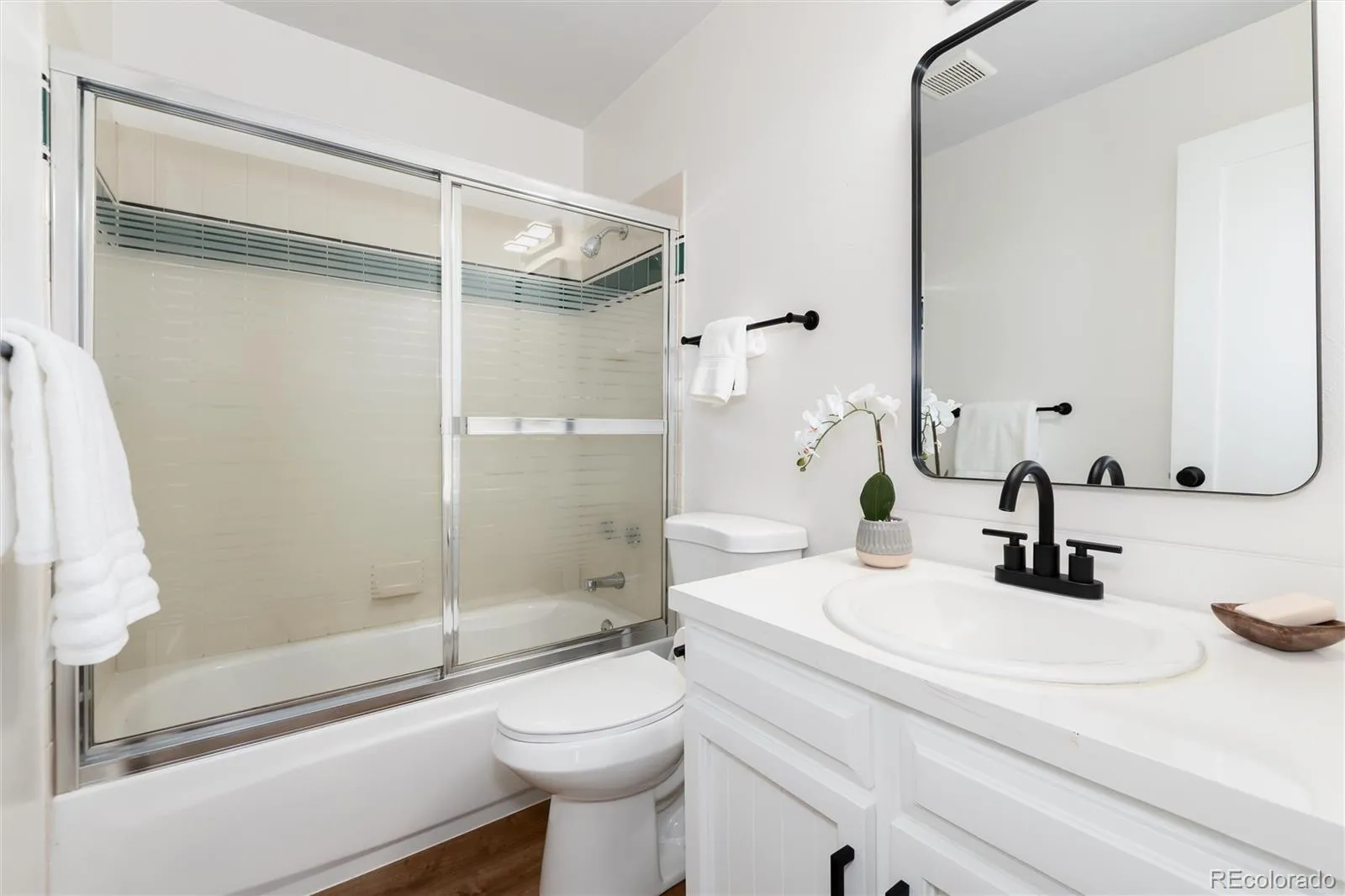 7047 Cole Court Arvada CO 80004 MLS #REC5898154 04232026234959 1600 29