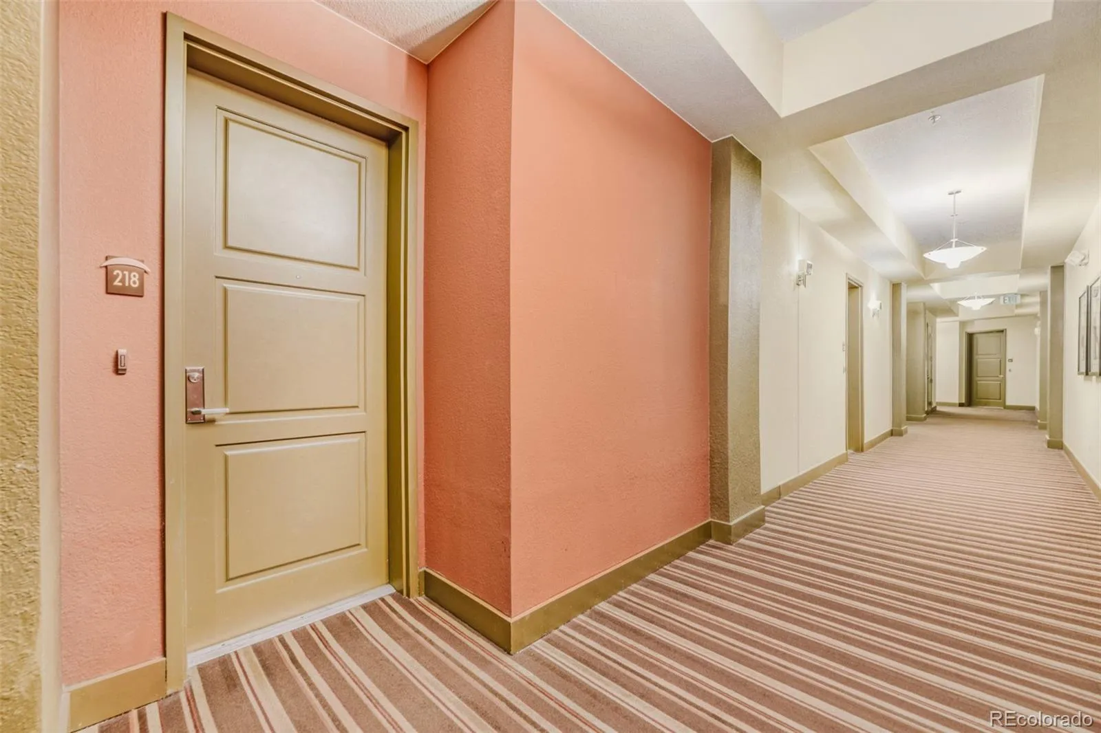 10111 Inverness Main Street #218 Englewood CO 80112 | MLS #REC5900271 04032026215817 1600 1