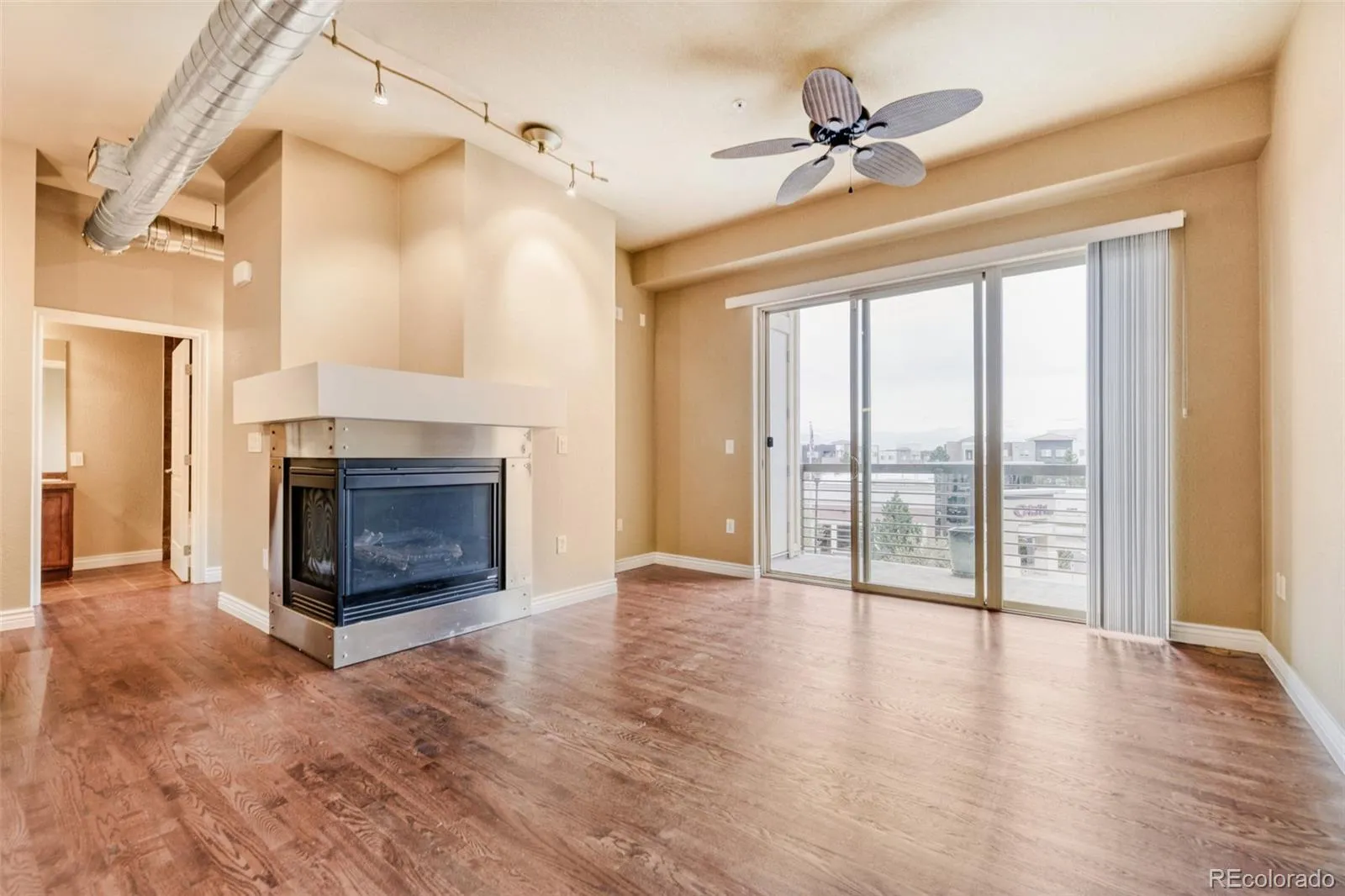 10111 Inverness Main Street #218 Englewood CO 80112 | MLS #REC5900271 04032026215817 1600 2