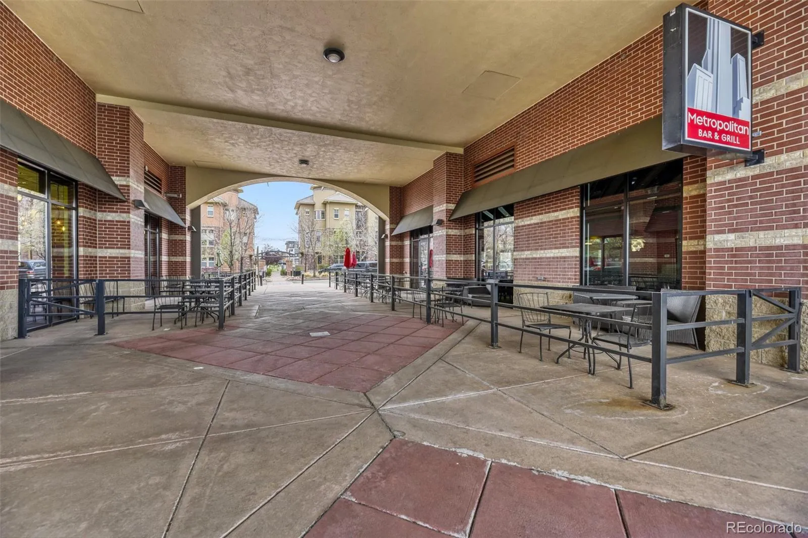10111 Inverness Main Street #218 Englewood CO 80112 | MLS #REC5900271 04032026215817 1600 21