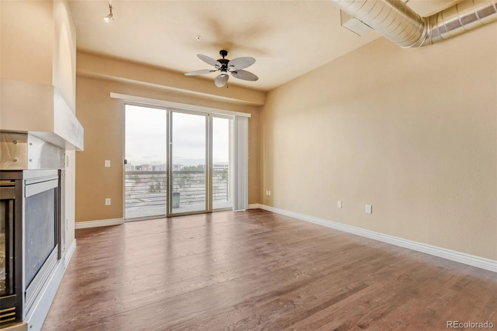 10111 Inverness Main Street #218 Englewood CO 80112 | MLS #REC5900271 04032026215817 1600 3