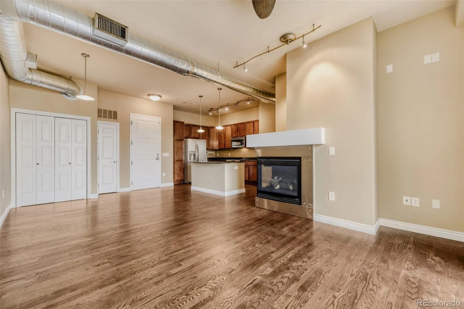 10111 Inverness Main Street #218 Englewood CO 80112 | MLS #REC5900271 04032026215817 1600 4