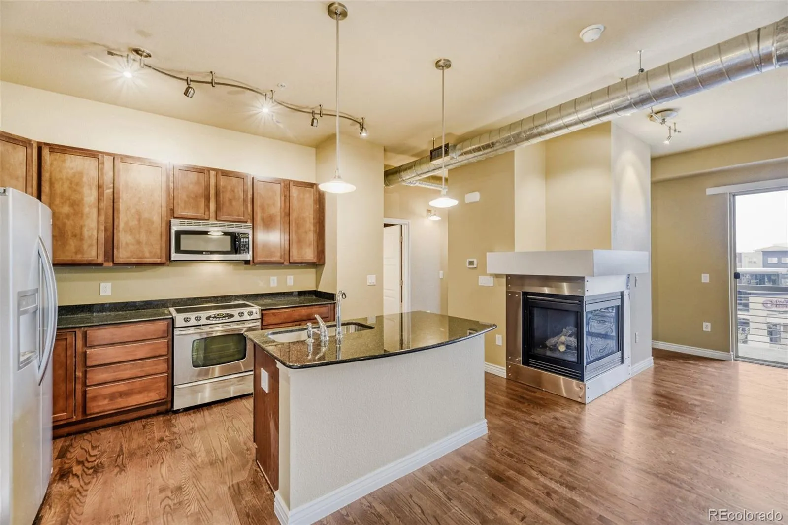 10111 Inverness Main Street #218 Englewood CO 80112 | MLS #REC5900271 04032026215817 1600 7