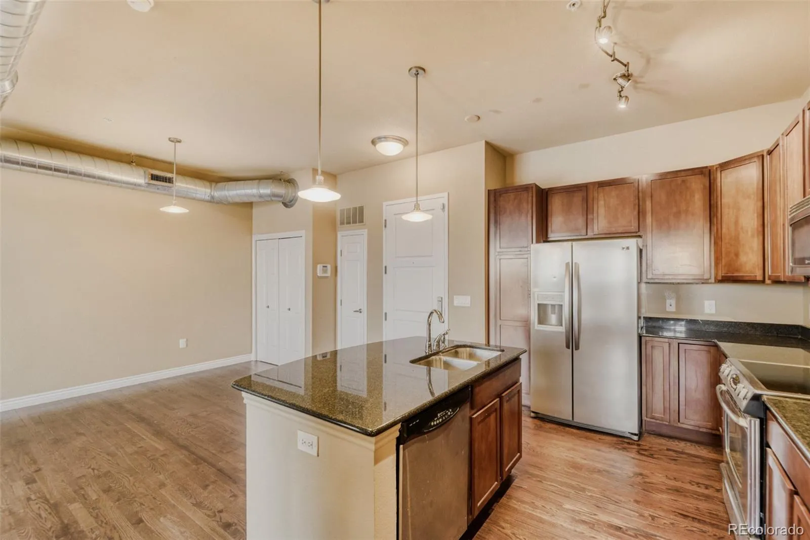 10111 Inverness Main Street #218 Englewood CO 80112 | MLS #REC5900271 04032026215817 1600 8