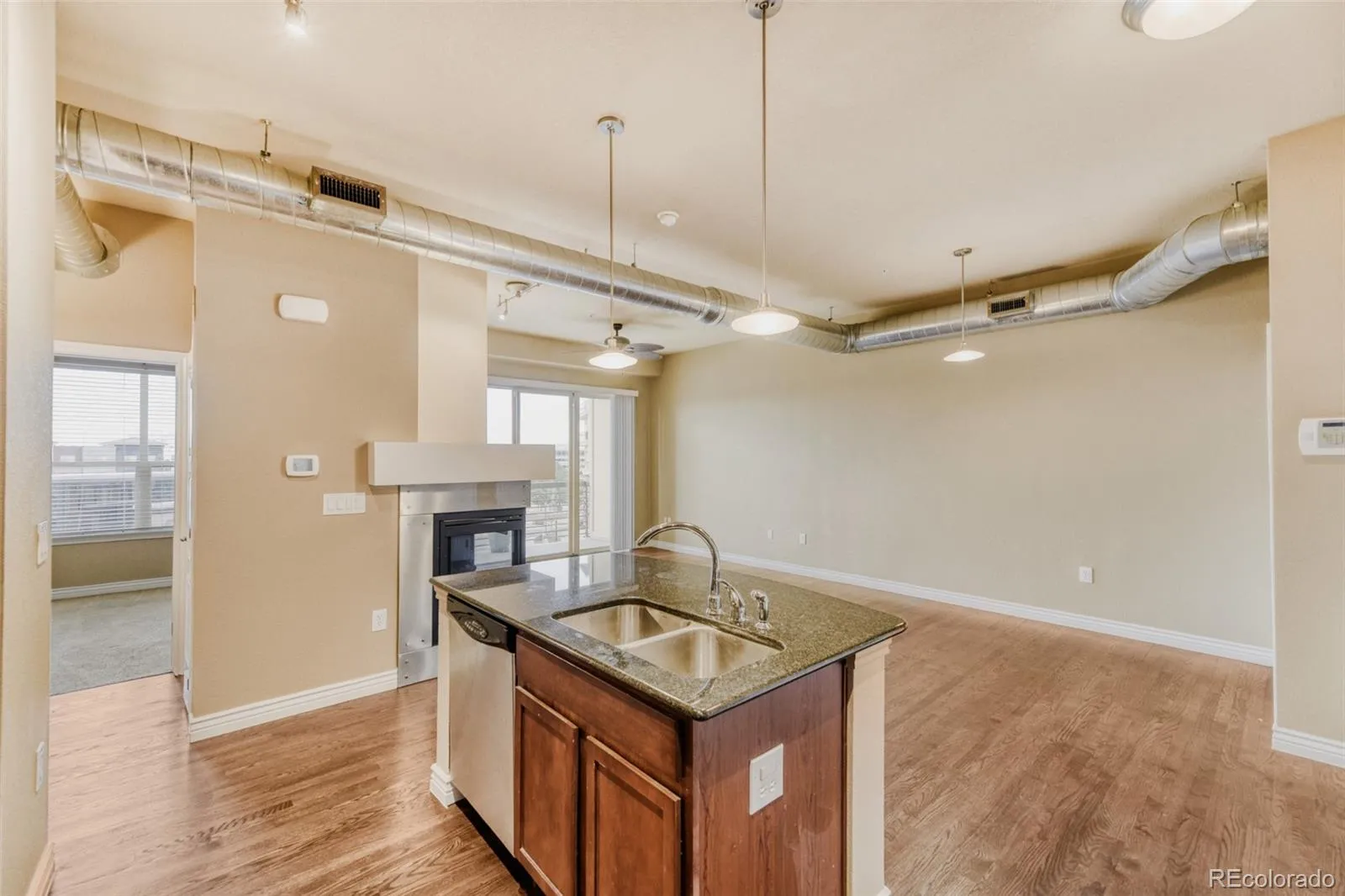 10111 Inverness Main Street #218 Englewood CO 80112 | MLS #REC5900271 04032026215817 1600 9