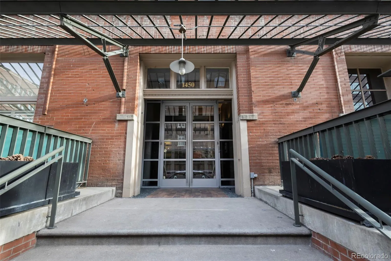 04102026195628 1600 26