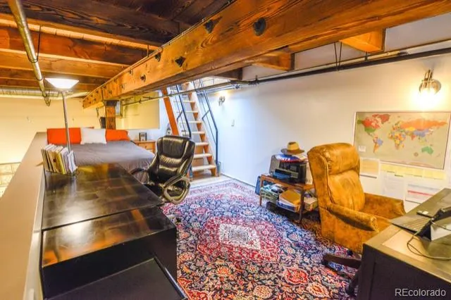 04102026195628 640 16