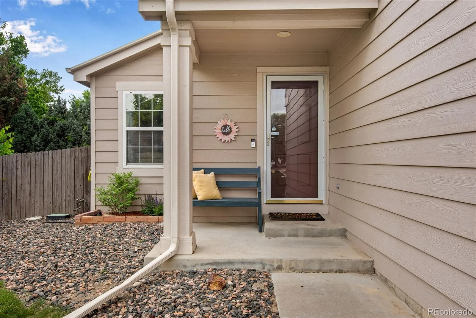1179 S Alton Court Denver CO 80247 MLS #REC5902380 05012026032324 1600 1