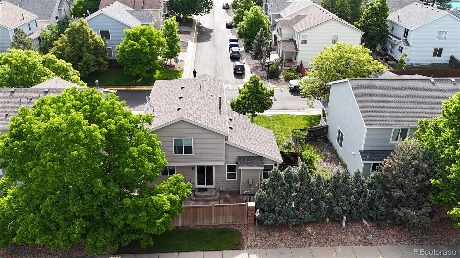 1179 S Alton Court Denver CO 80247 MLS #REC5902380 05012026032324 1600 29