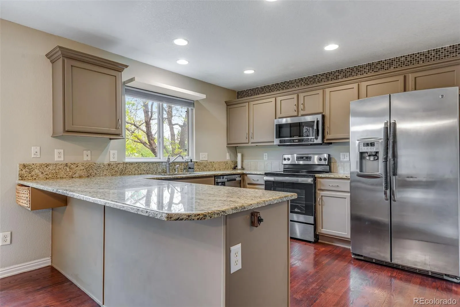 1179 S Alton Court Denver CO 80247 MLS #REC5902380 05012026032324 1600 9
