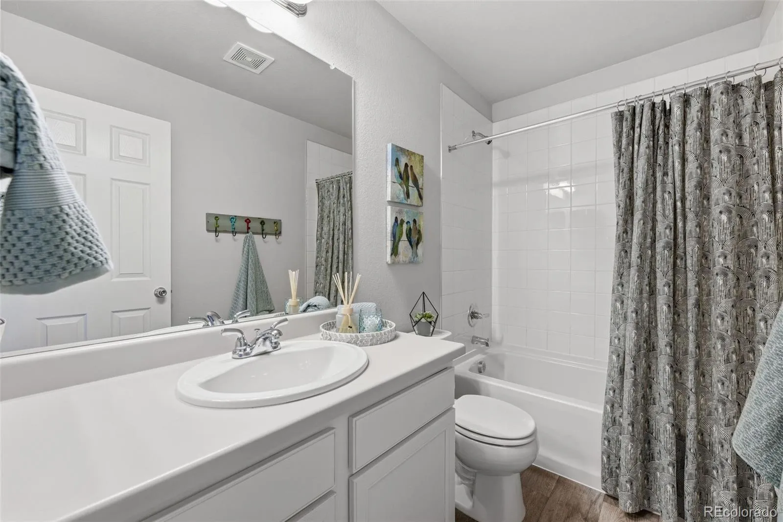 04132026222333 1600 29