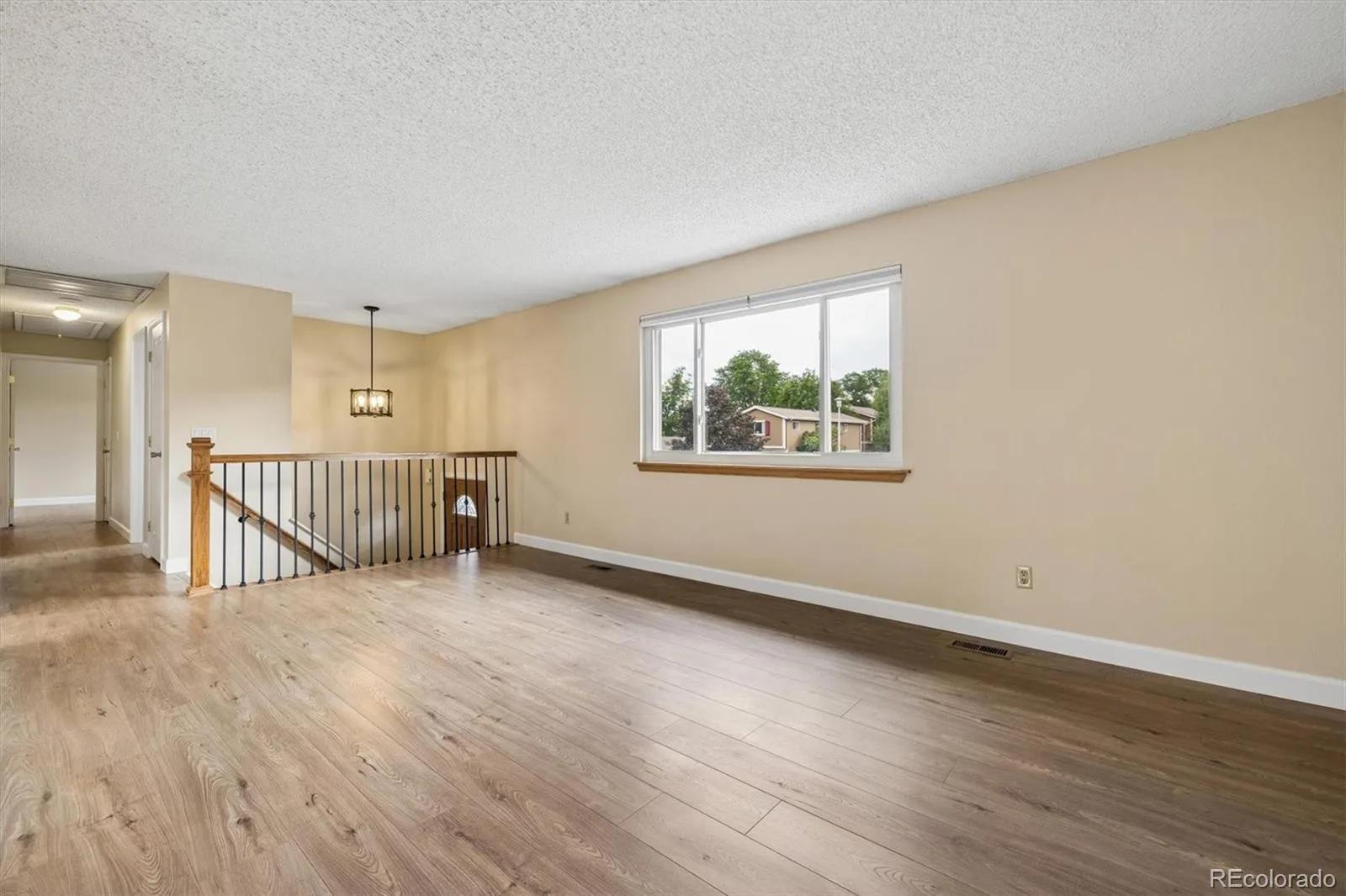 9143 W Arbor Avenue Littleton CO 80123 | MLS #REC5903742 08262026150434 1600 6