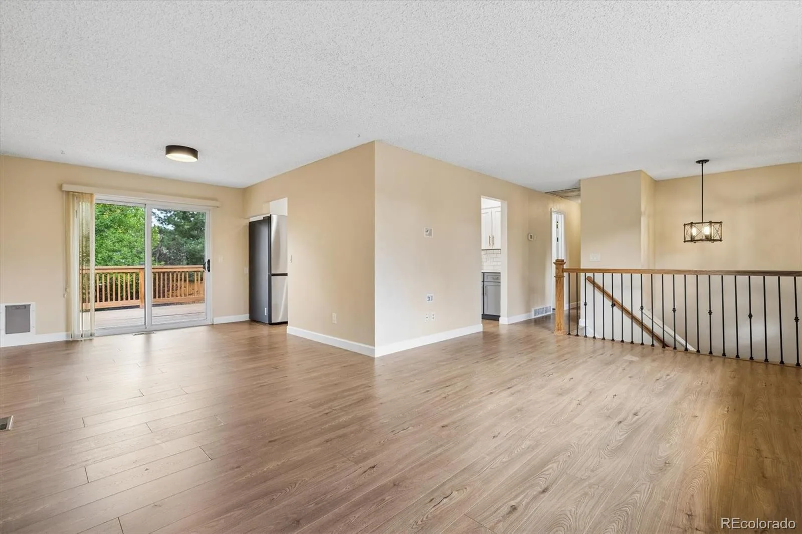 9143 W Arbor Avenue Littleton CO 80123 | MLS #REC5903742 08262026150434 1600 8