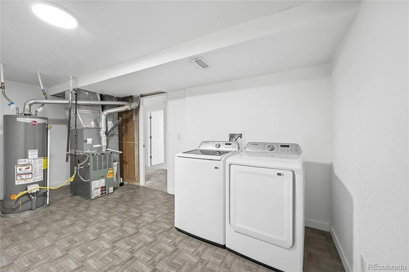 925 Kohl Street Broomfield CO 80020 MLS #REC5906704 05202026023741 1600 24