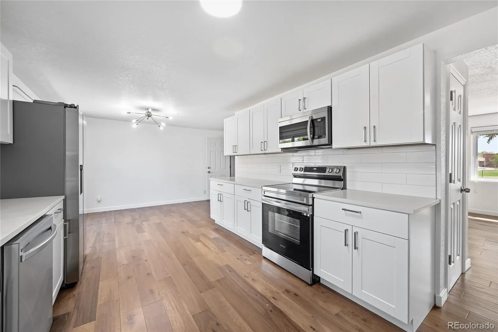 925 Kohl Street Broomfield CO 80020 MLS #REC5906704 05202026023741 1600 7