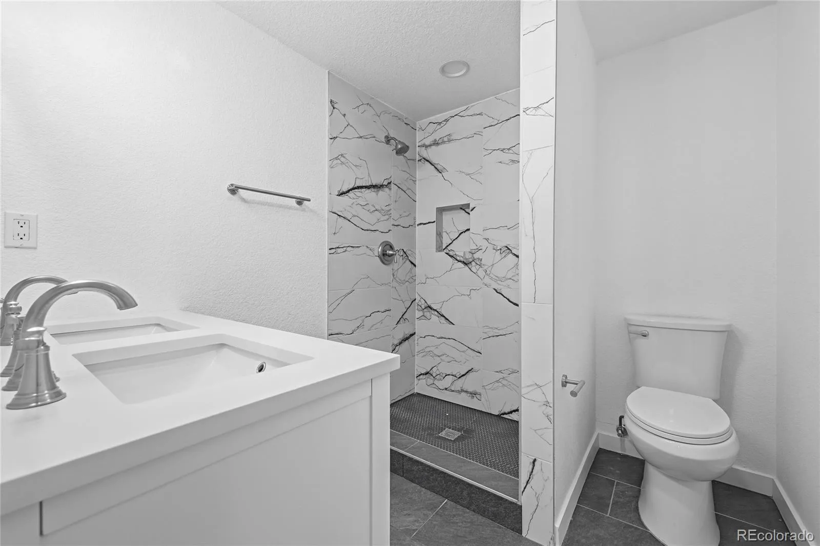925 Kohl Street Broomfield CO 80020 MLS #REC5906704 07032026222837 1600 17