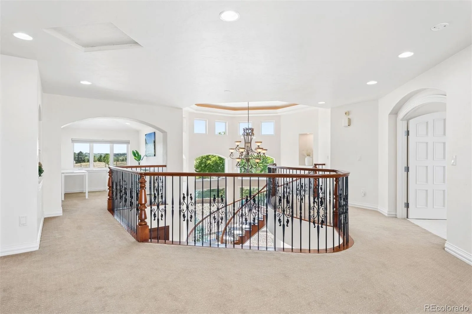 8926 Ridgepoint Way Castle Pines CO 80108 | MLS #REC5908056 08262026184235 1600 16