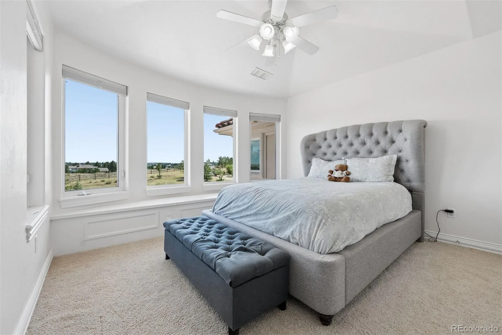 8926 Ridgepoint Way Castle Pines CO 80108 | MLS #REC5908056 08262026184235 1600 23