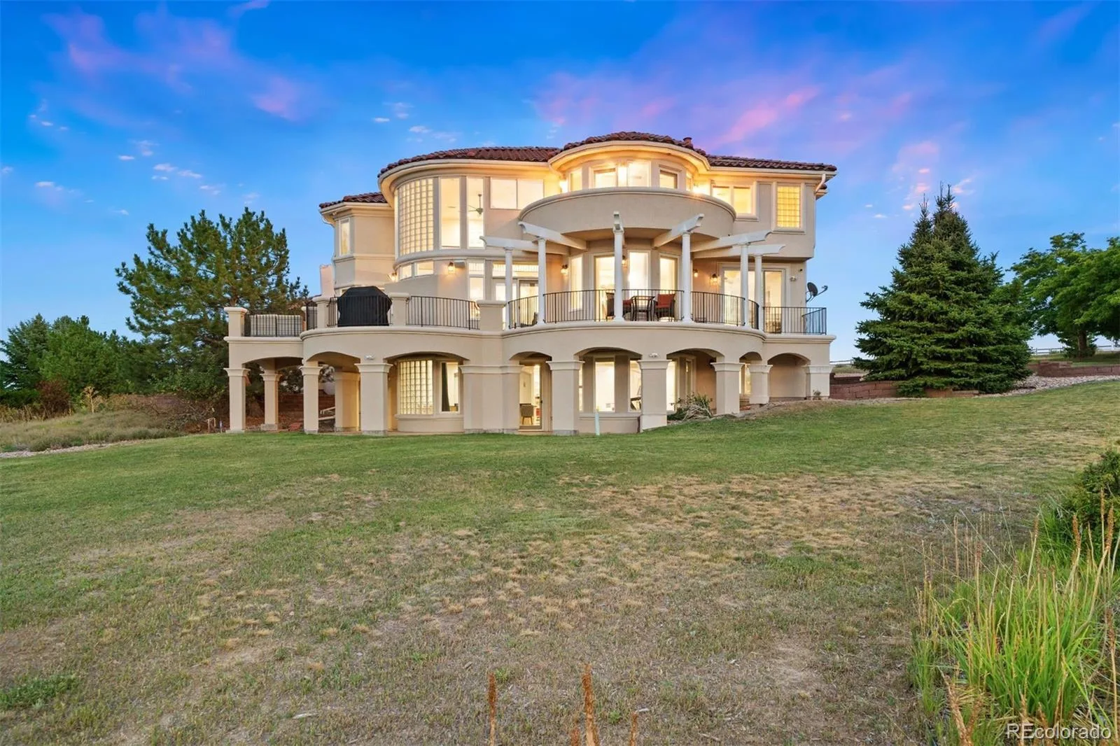 8926 Ridgepoint Way Castle Pines CO 80108 | MLS #REC5908056 08262026184235 1600 36