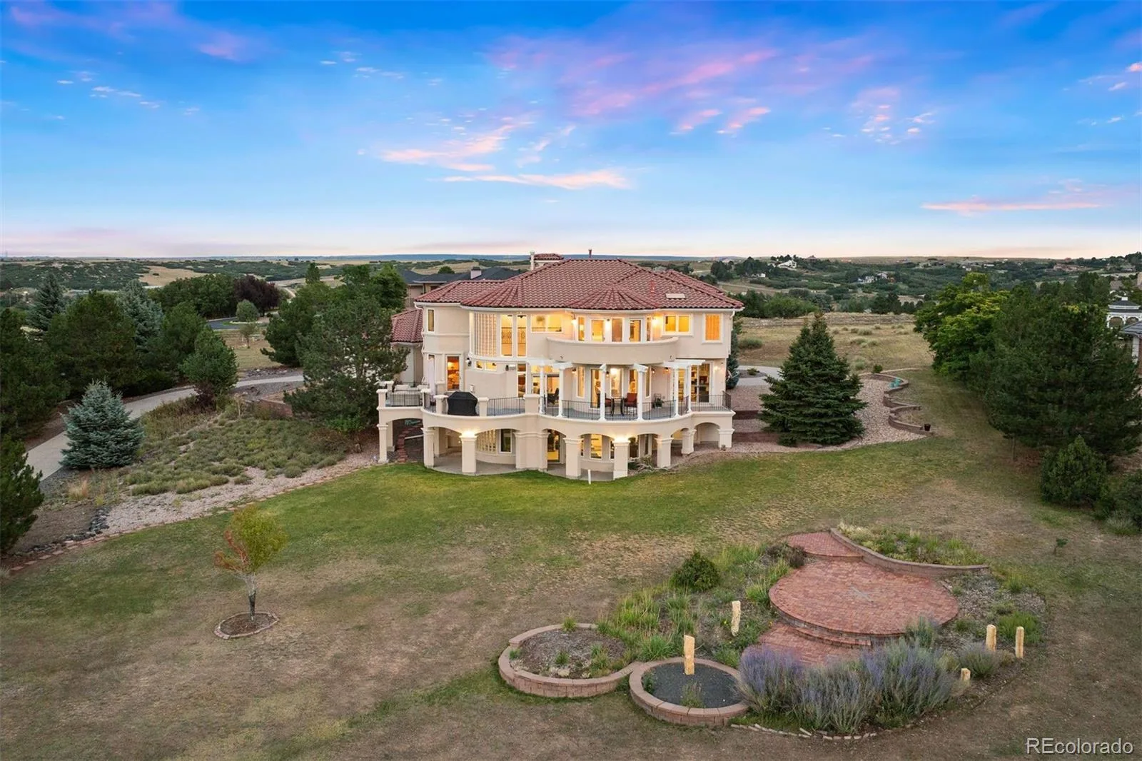 8926 Ridgepoint Way Castle Pines CO 80108 | MLS #REC5908056 08262026184235 1600 37