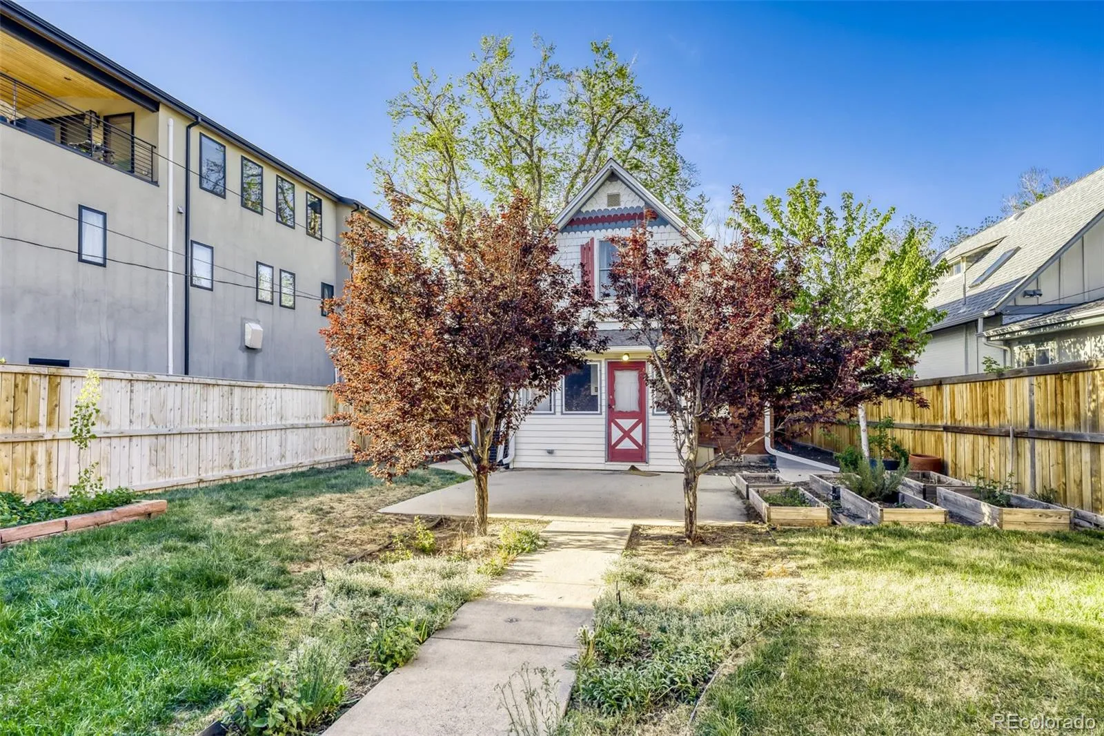 4922 W 34th Avenue Denver CO 80212 MLS #REC5909730 04212026232426 1600 26