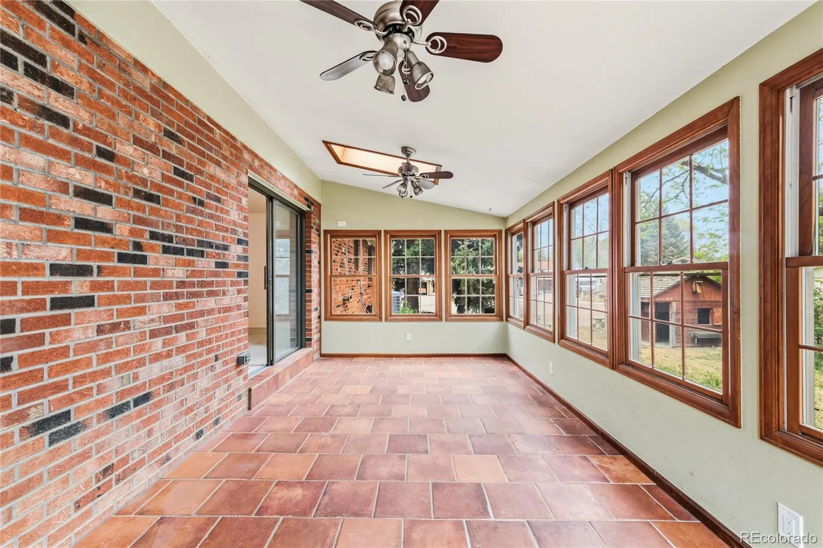 04172026010607 1600 21