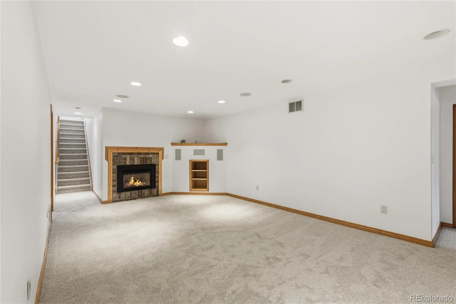 04172026010607 1600 23