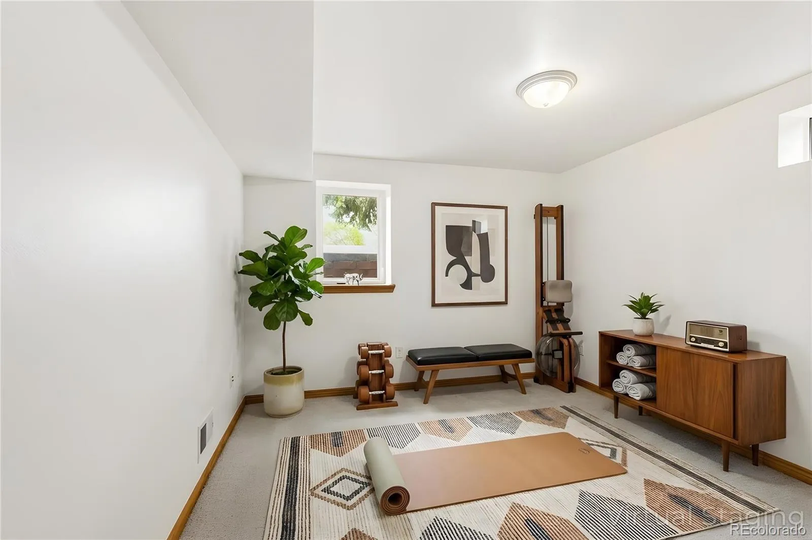 04172026010607 1600 25