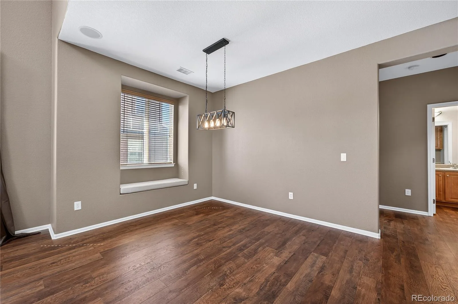 10531 Ashfield Street #D Highlands Ranch CO 80126 | MLS #REC5913403 06172026001015 1600 7