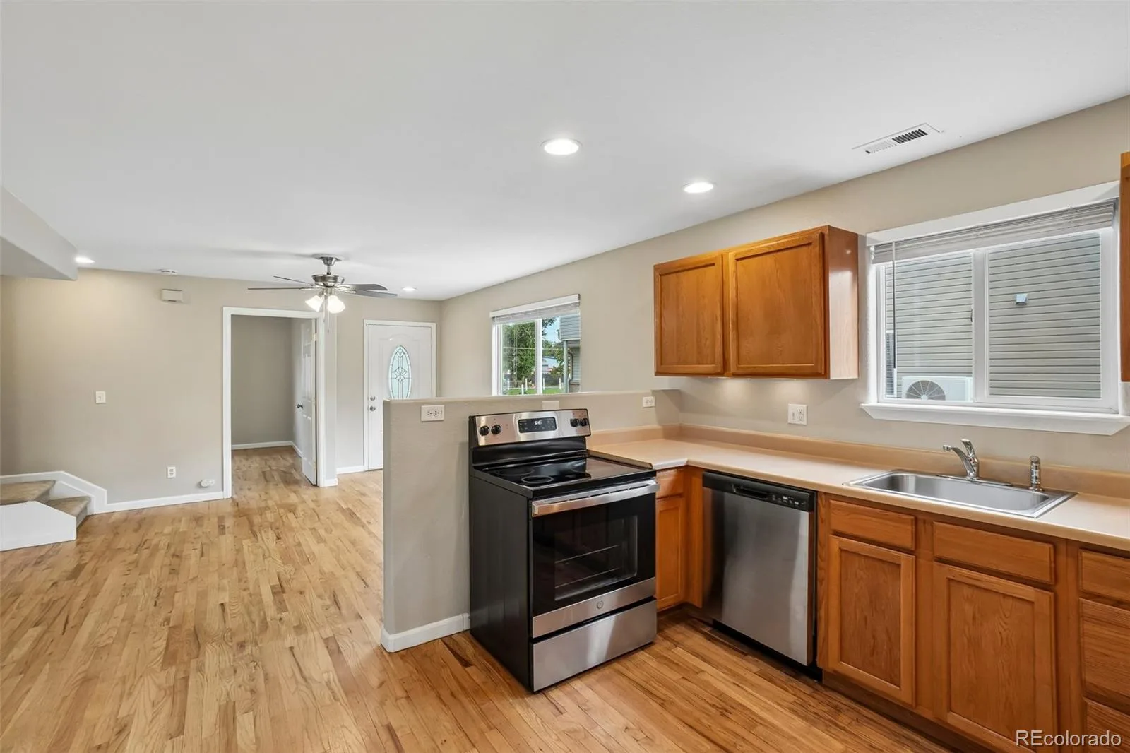 4475 Parfet Street Wheat Ridge CO 80033 | MLS #REC5915166 08242026202238 1600 11